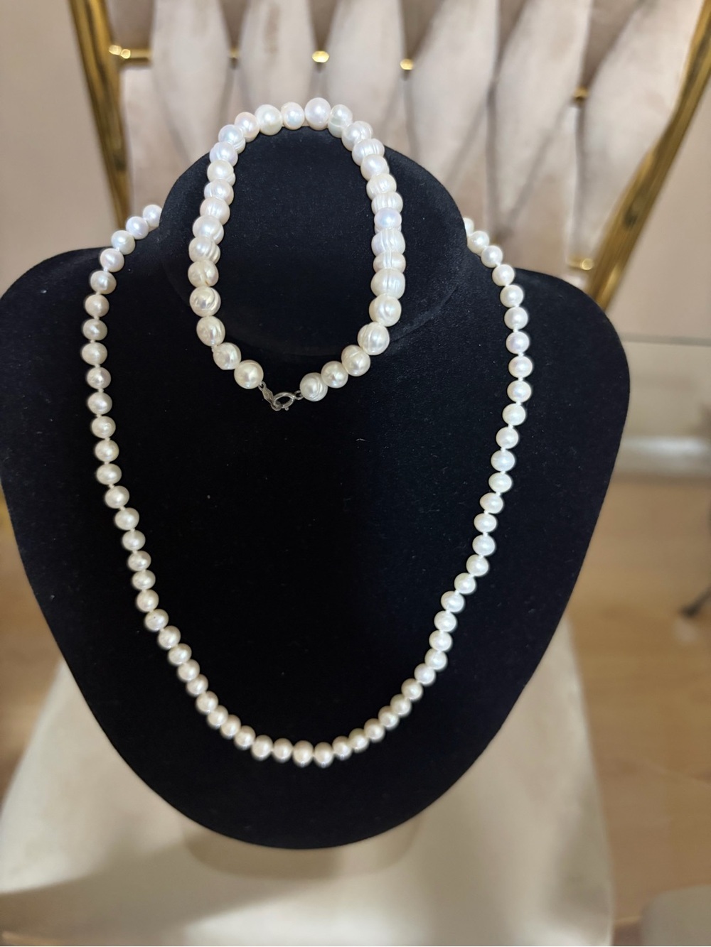 Classic Pearl Necklace and Bracelet Set - White Pearls
